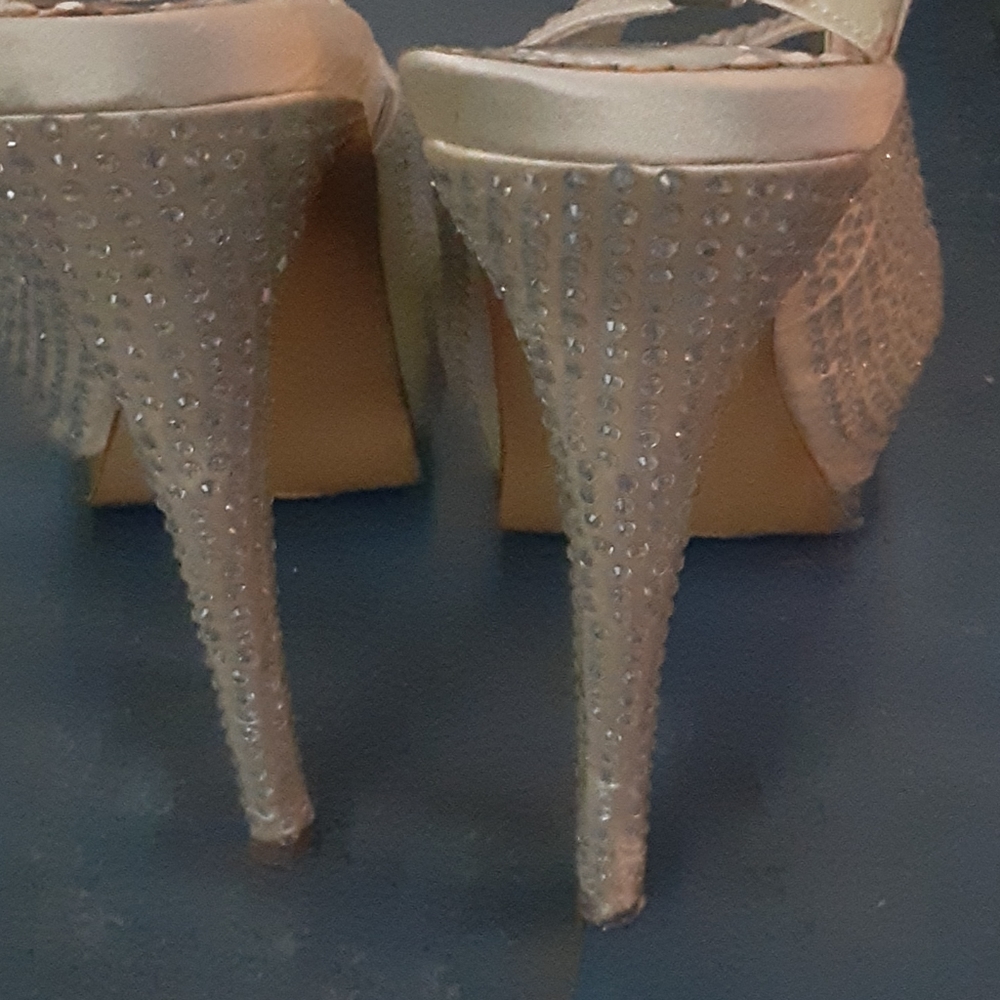 Sole Obsession Rhinestone shoes - Picture 10 of 13